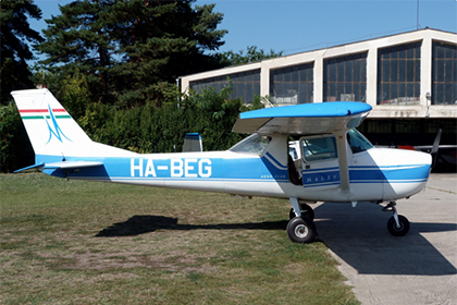 HA-BEG Cessna 150 Aerobat - Malév Aero Club